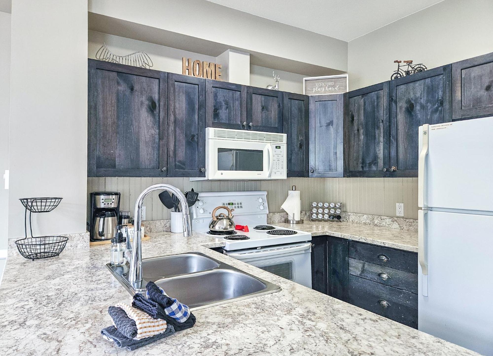 Aurora Townhomes By Stayin Panorama Bilik gambar